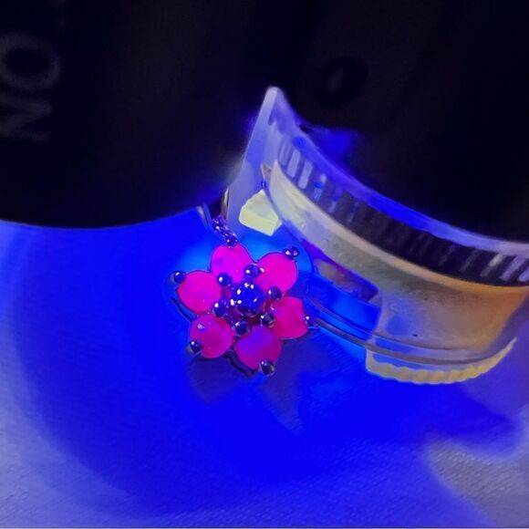 Genuine Ruby Rose Gold Plated Sterling Silver Flower Pendant Marked 925 - Picture 5 of 6